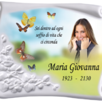 Pergamena A Parete Rio Con Orchidee